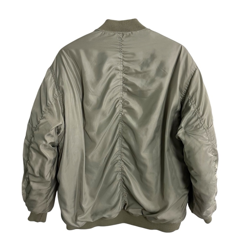 BLANKNYC‎ Women’s Oversized Long Nylon Bomber Jacket Sage Green Size Medium - Picture 4 of 16